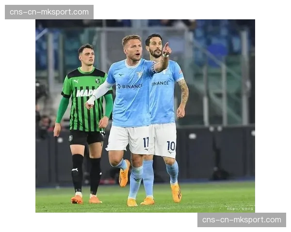 AC米兰抵达伦敦，备战与切尔西的欧冠四分之一决赛次回合